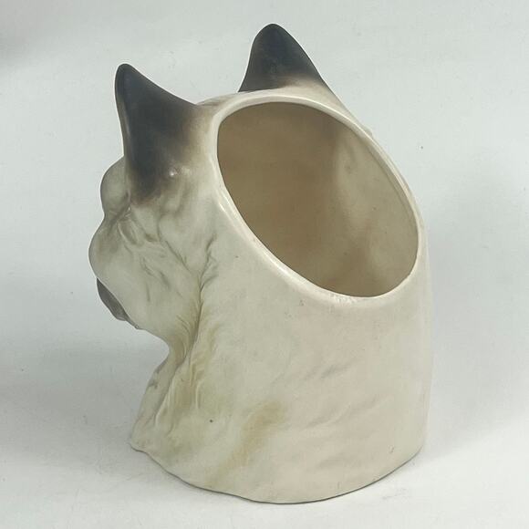 Vintage Siamese Cat Figurine with Intense Blue Eyes. Seated  Vintage Siamese Cat Head Vase Planter E4006 Ceramic Figurine Blue Eyes 5in